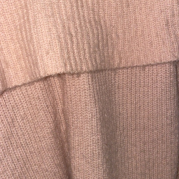 Off the shoulder, light pink sweater - Picture 2 of 2